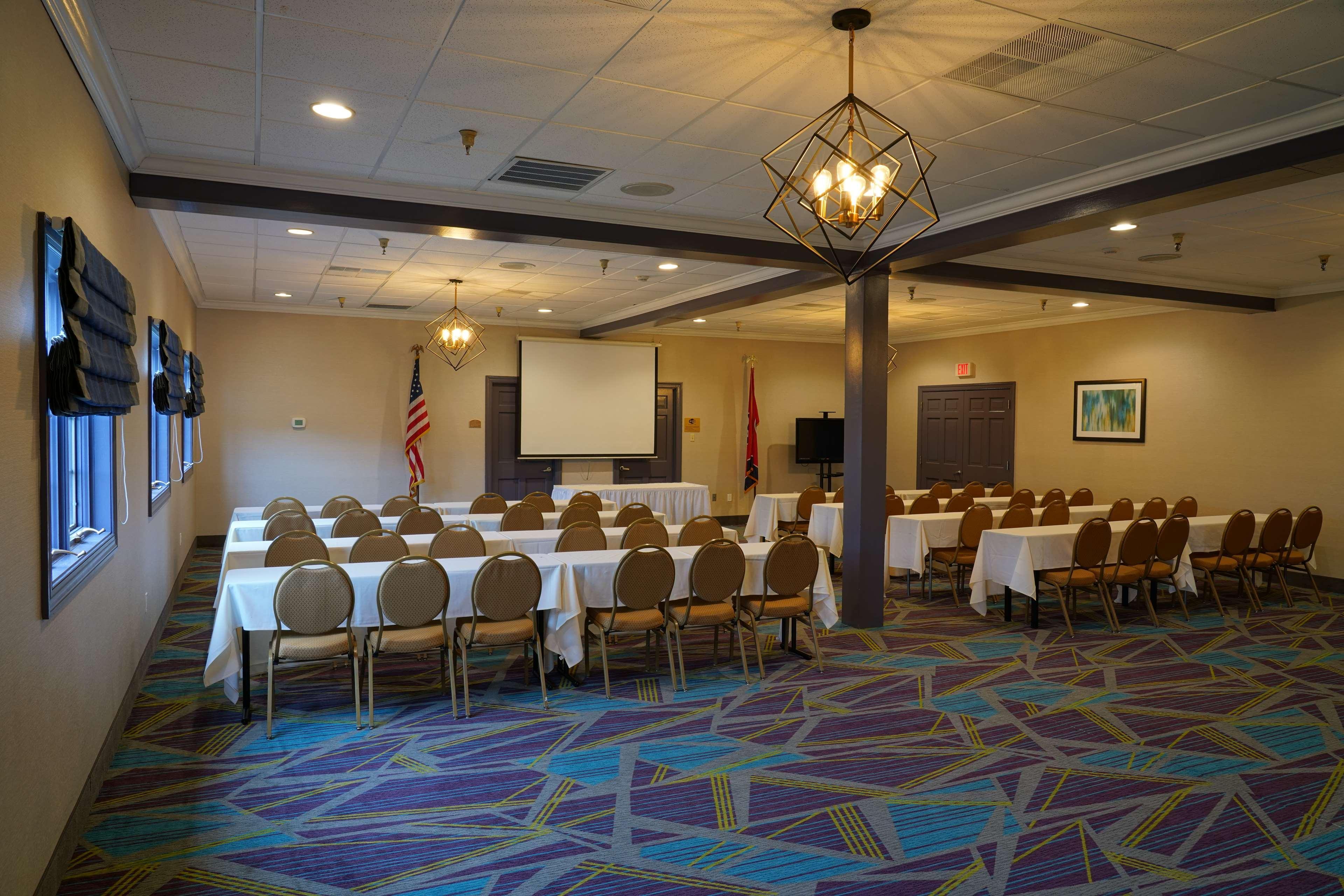 Best Western Plus Morristown Conference Center Extérieur photo