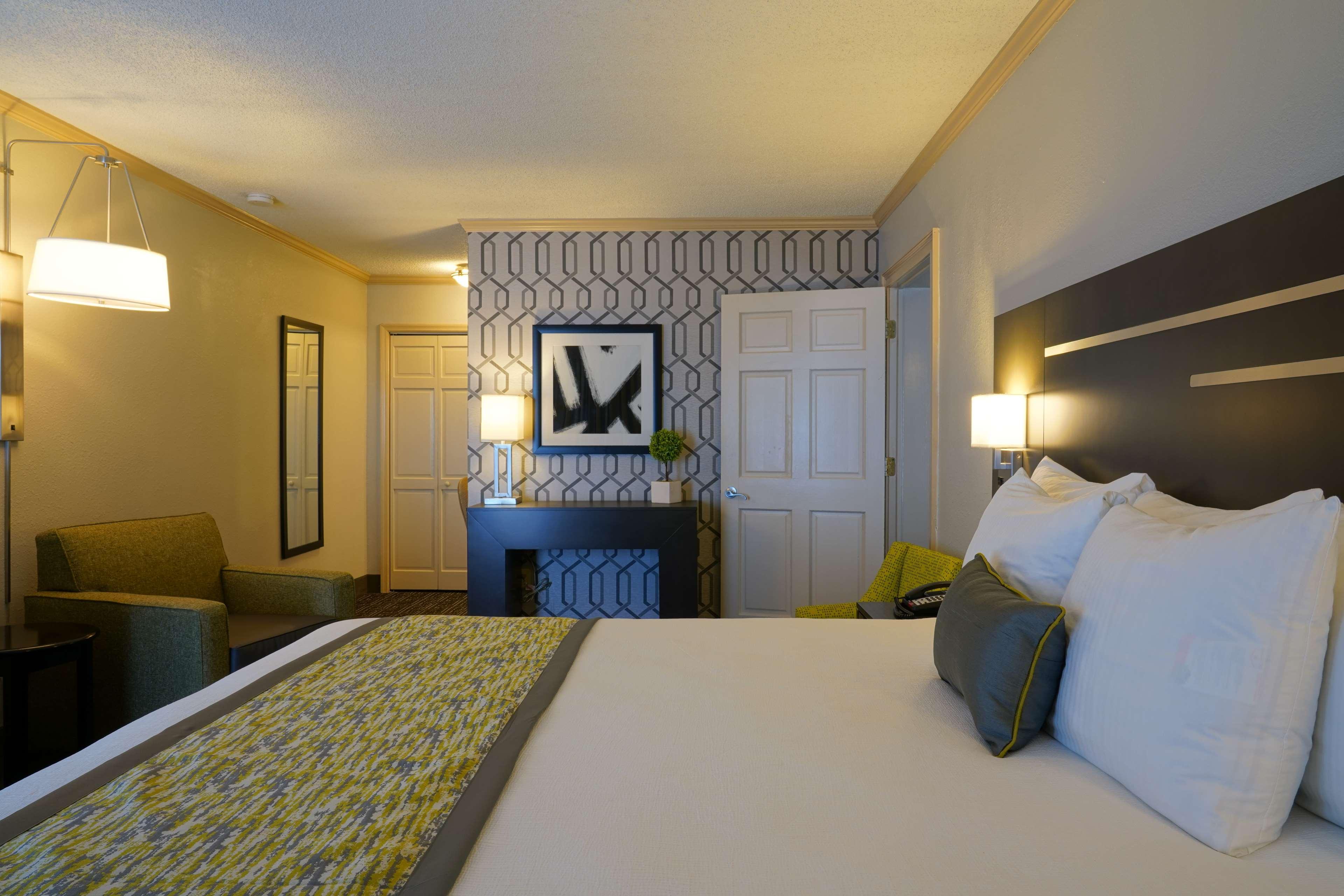 Best Western Plus Morristown Conference Center Extérieur photo