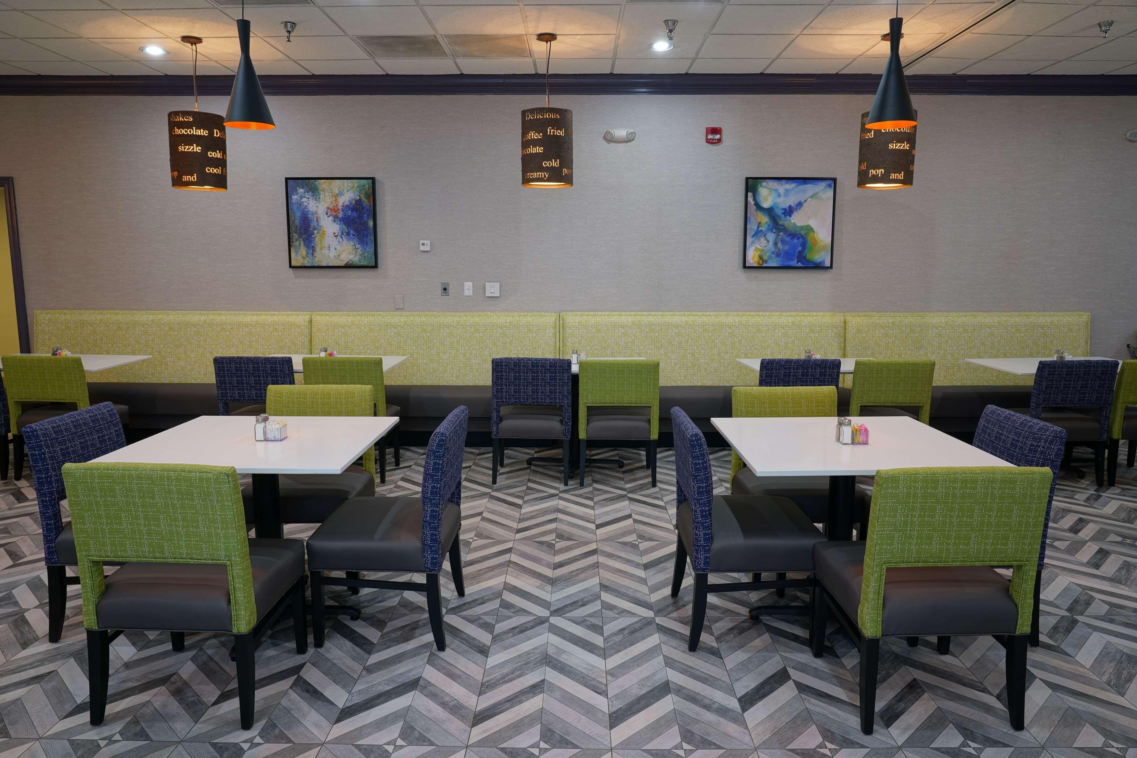 Best Western Plus Morristown Conference Center Extérieur photo