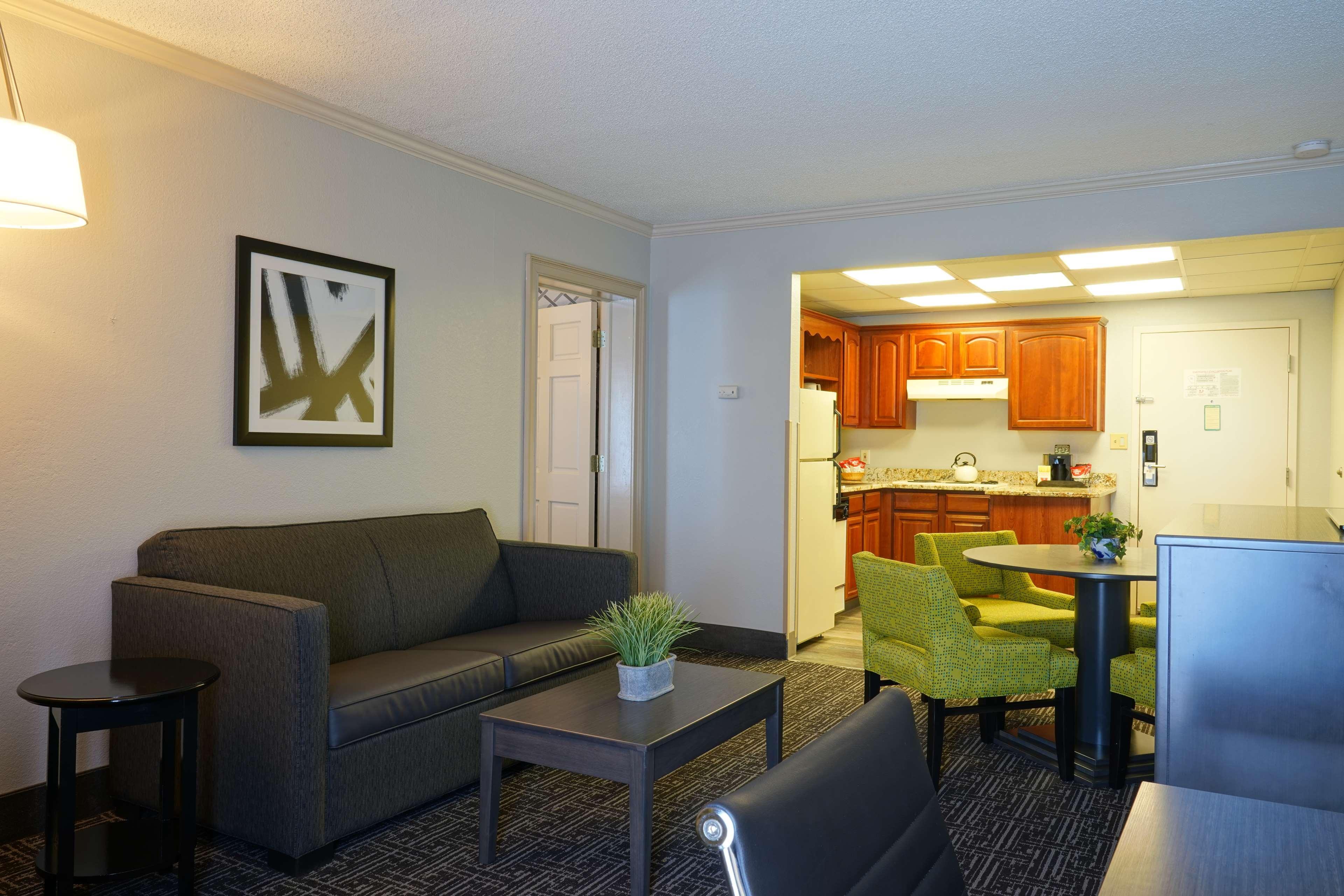 Best Western Plus Morristown Conference Center Extérieur photo