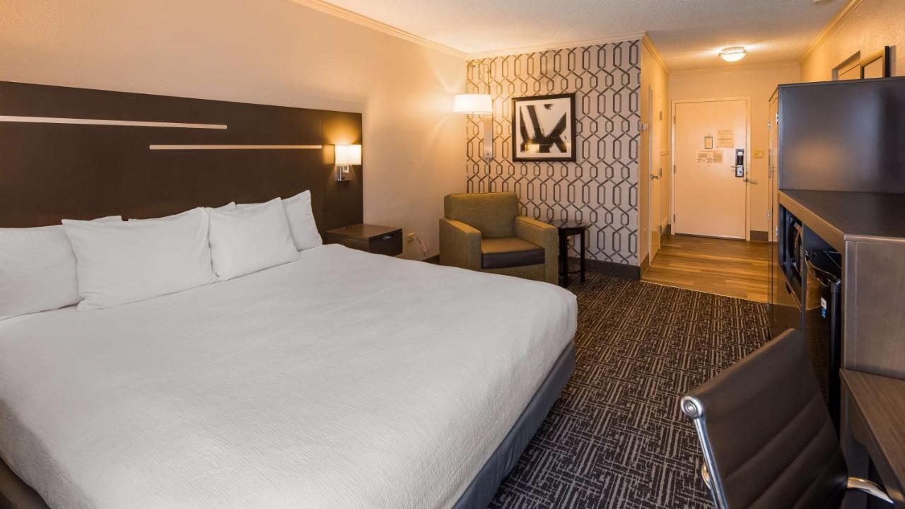 Best Western Plus Morristown Conference Center Extérieur photo