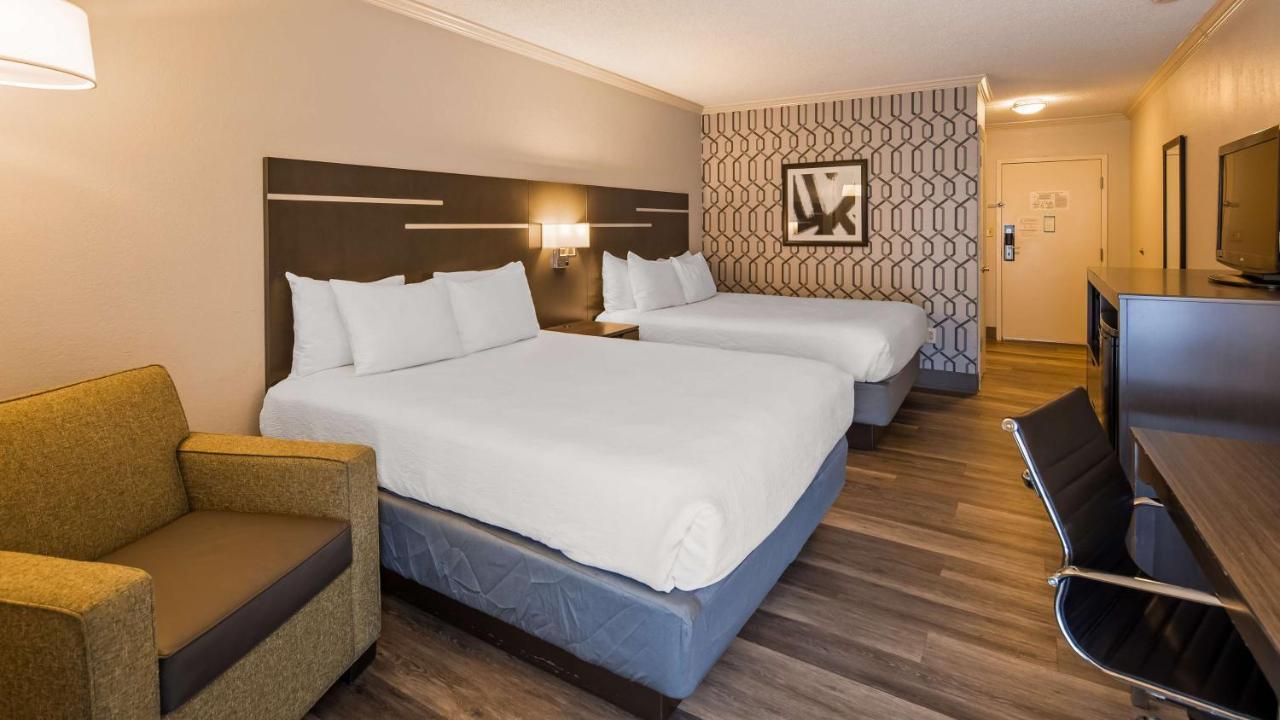 Best Western Plus Morristown Conference Center Extérieur photo