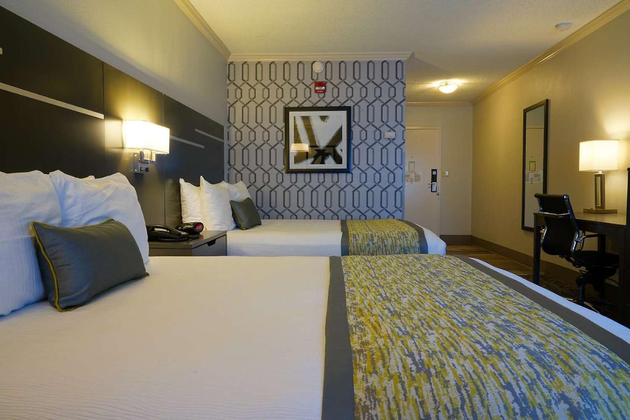 Best Western Plus Morristown Conference Center Extérieur photo