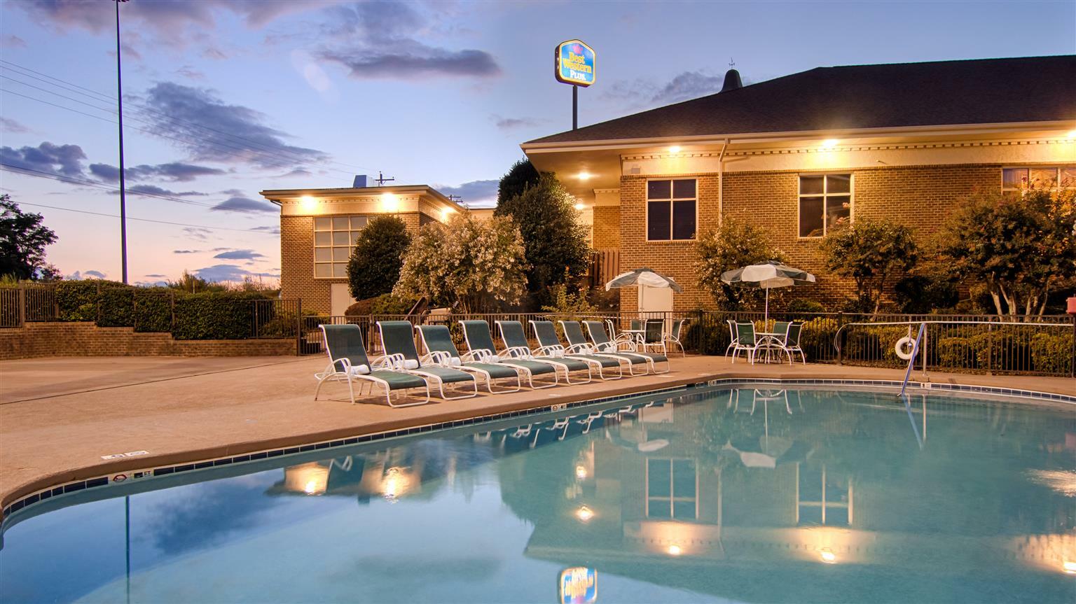 Best Western Plus Morristown Conference Center Extérieur photo